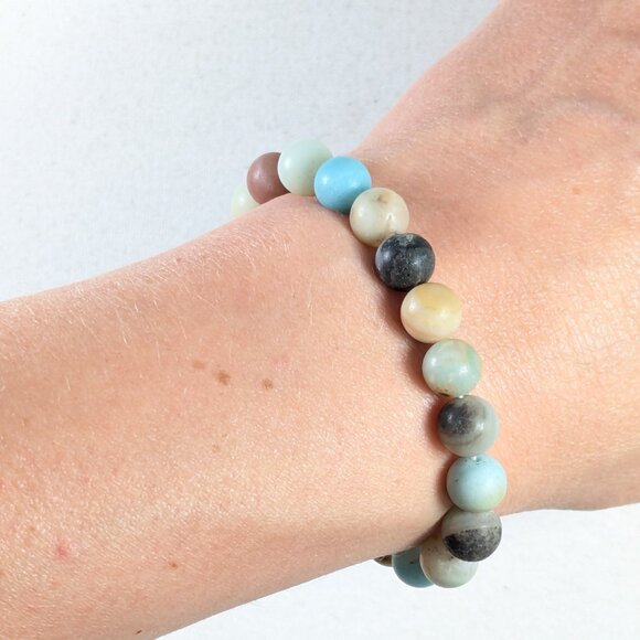 stretchy pastel tone bead bracelet, 8mm sea theme stone bead bracelet - Picture 5 of 7